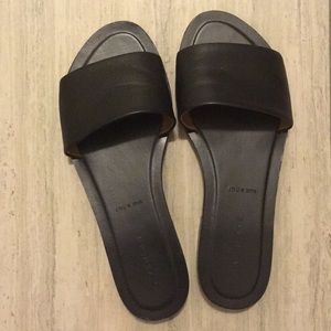 Everlane Slides